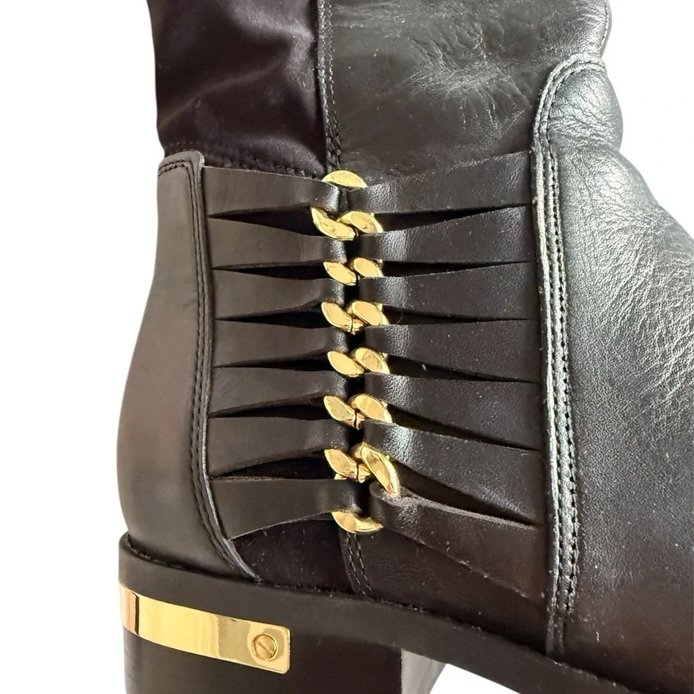 Vince Camuto stunning pair